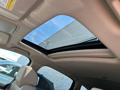 Used 2017 Honda CR-V EX-L image 16