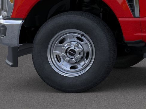 New 2026 Ford F250 XL w/ XL Chrome Package image 19