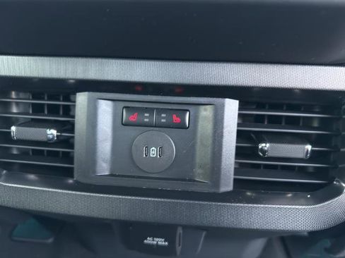 New 2026 Ford F250 Platinum w/ FX4 Off-Road Package image 18