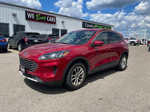 Used 2020 Ford Escape SE AWD/4WD image 6