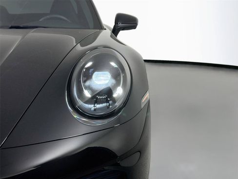 Certified 2026 Porsche 911 Carrera RWD image 15