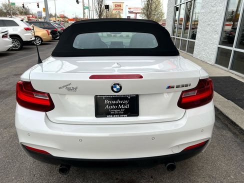 Used 2016 BMW M235i Coupe image 7