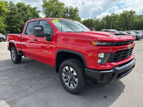 New 2025 Chevrolet Silverado 2500 Custom w/ Custom Value Package image 3