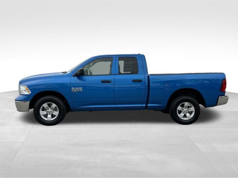 Used 2024 RAM 1500 Classic SLT image 21