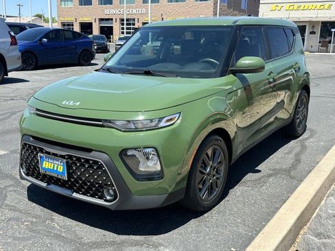 Used 2022 Kia Soul EX FWD image 7