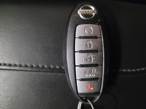 Used 2020 Nissan Rogue SV AWD/4WD image 32
