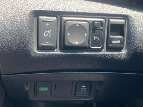 Used 2019 Nissan Sentra SV FWD image 25