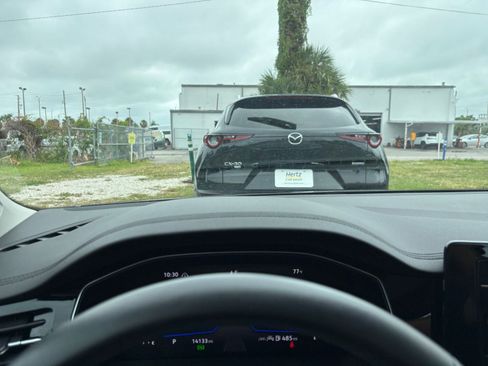 Used 2025 Volkswagen Jetta SE image 15