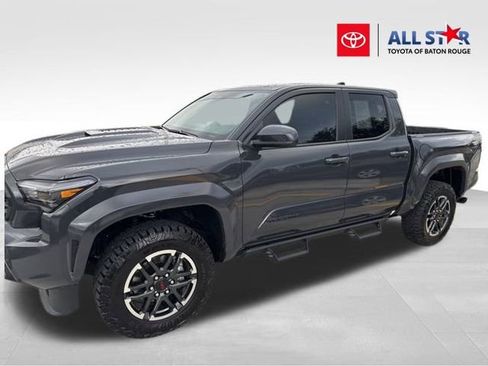 Used 2025 Toyota Tacoma SR5 image 1