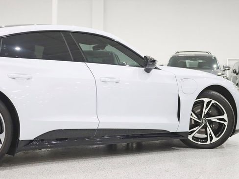 Used 2023 Audi e-tron GT Premium Plus w/ Performance Package image 12