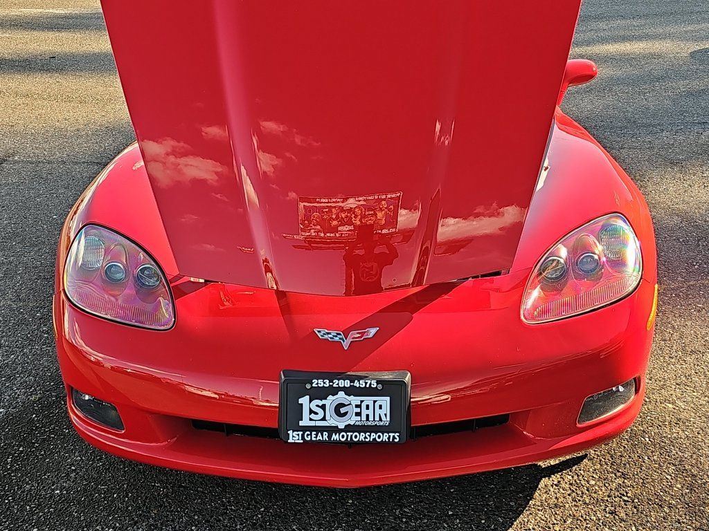 Used 2005 Chevrolet Corvette Convertible RWD image 39