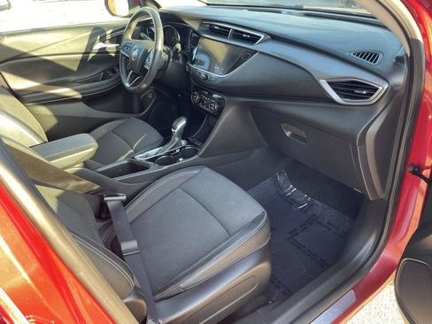 Used 2021 Buick Encore GX Select w/ Sport Touring Package FWD image 37