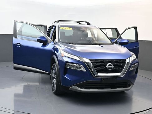 Used 2022 Nissan Rogue SV w/ SV Premium Package AWD/4WD image 31