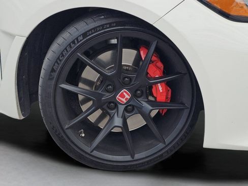 Used 2023 Honda Civic Type R image 18