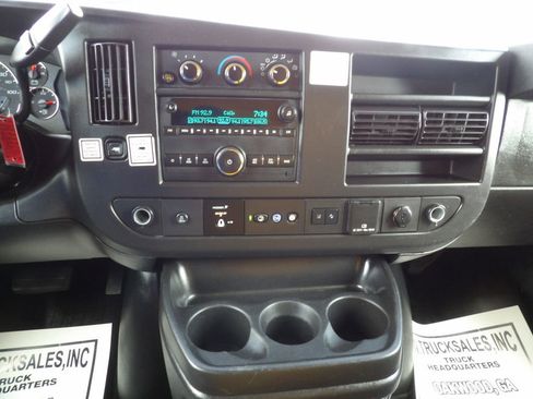 Used 2021 GMC Savana 3500 Extended w/ Power Convenience Package image 22