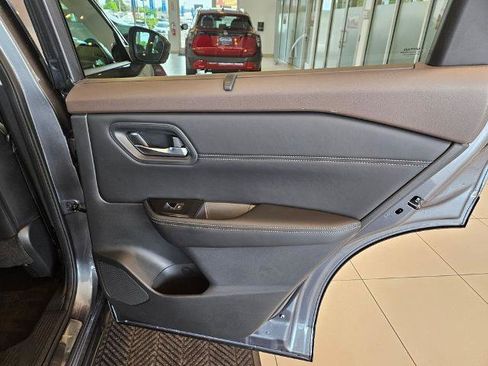 Certified 2023 Nissan Rogue SL w/ SL Premium Package AWD/4WD image 29