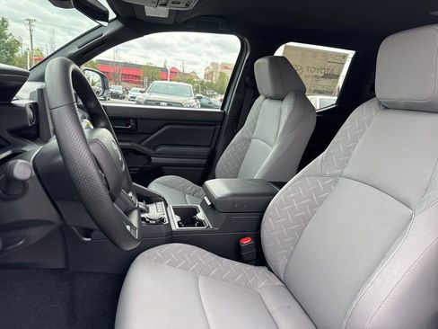 Used 2025 Toyota Tacoma SR5 image 23