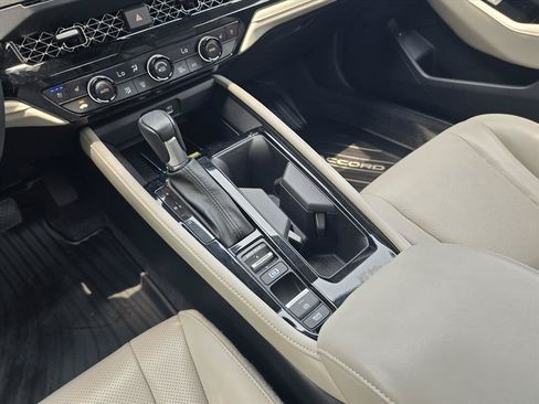 Used 2024 Honda Accord Touring image 15
