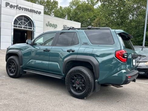 Used 2025 Toyota 4Runner TRD Off-Road Premium AWD/4WD image 25