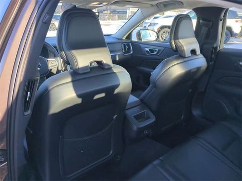 Used 2024 Volvo S60 B5 Core image 10