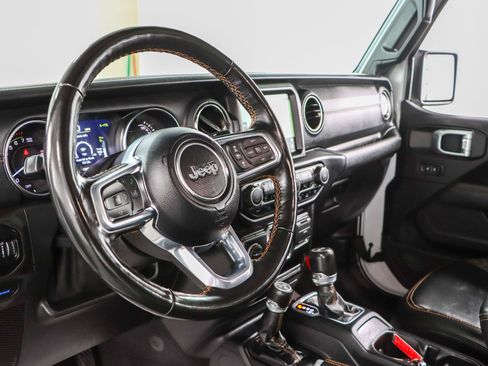 Used 2021 Jeep Wrangler Unlimited Sahara AWD/4WD image 23