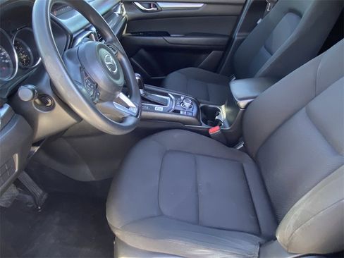 Used 2017 MAZDA CX-5 Sport image 6