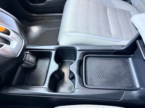 Used 2017 Honda CR-V LX image 41