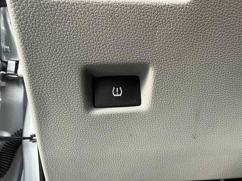 Used 2013 Honda Accord EX-L image 30