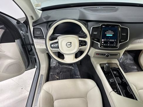 Used 2025 Volvo XC90 B6 Plus w/ Protection Package Premier AWD/4WD image 18
