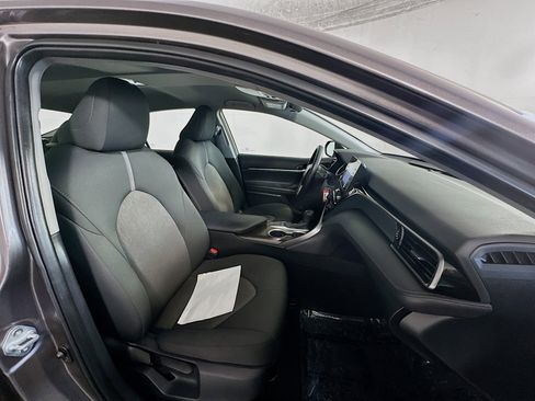 Used 2023 Toyota Camry LE image 27