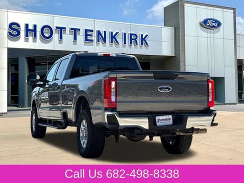 Used 2025 Ford F250 XLT w/ FX4 Off-Road Package AWD/4WD image 7