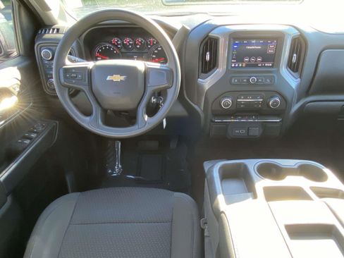 Used 2022 Chevrolet Silverado 1500 Custom image 12
