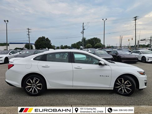 Used 2021 Chevrolet Malibu RS FWD image 6