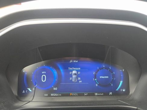 Used 2022 Ford Escape Titanium w/ Class II Trailer Tow Package image 21