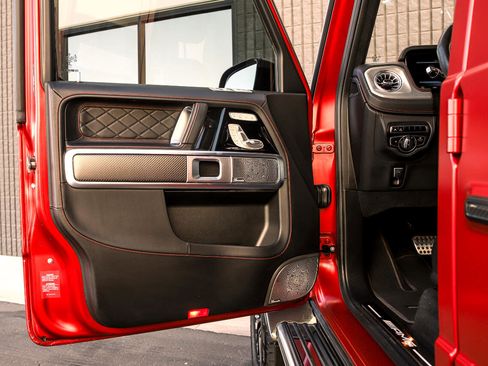 Used 2022 Mercedes-Benz G 63 AMG Squared w/ AMG Night Package Magno image 10