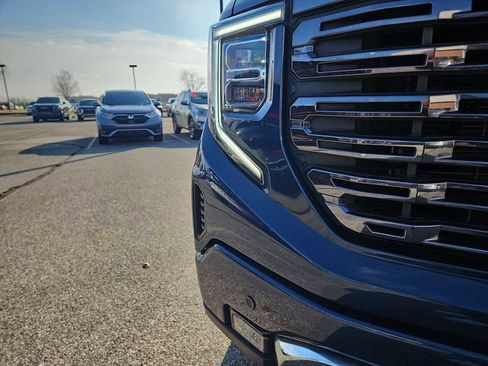 Used 2023 GMC Sierra 1500 Denali Ultimate image 11