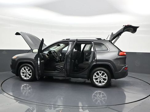 Used 2016 Jeep Cherokee Latitude image 35