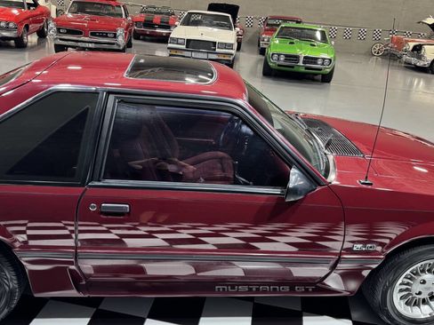 Used 1989 Ford Mustang GT image 24