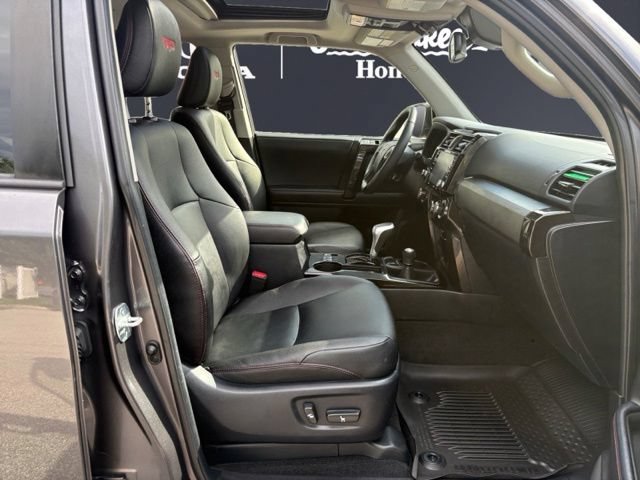 Used 2021 Toyota 4Runner TRD Off-Road Premium w/ Moonroof Package AWD/4WD image 15