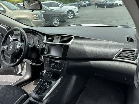 Used 2019 Nissan Sentra SV FWD image 42
