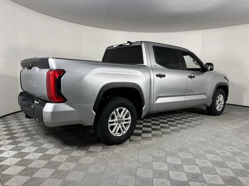 Used 2022 Toyota Tundra SR5 w/ Convenience Package image 7