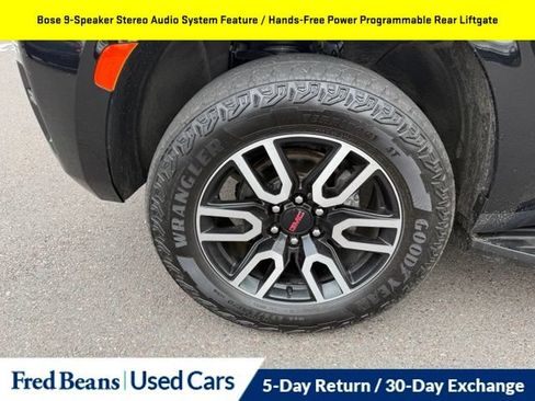 Used 2024 GMC Yukon XL AT4 AWD/4WD image 7