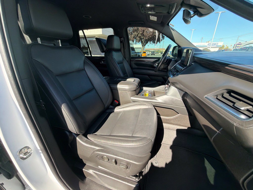 Used 2021 Chevrolet Tahoe Z71 w/ Z71 Off-Road Package AWD/4WD image 27