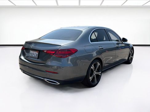 Used 2022 Mercedes-Benz C 300 Sedan image 4