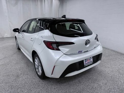 Used 2023 Toyota Corolla SE FWD image 4