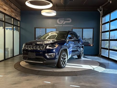 Used 2021 Jeep Compass Limited w/ Sun and Sound Group AWD/4WD image 7