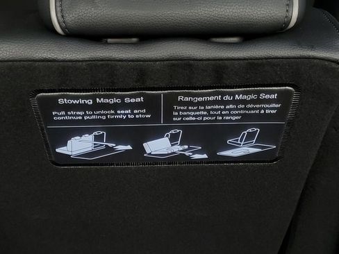 Used 2025 Honda Odyssey Touring image 37