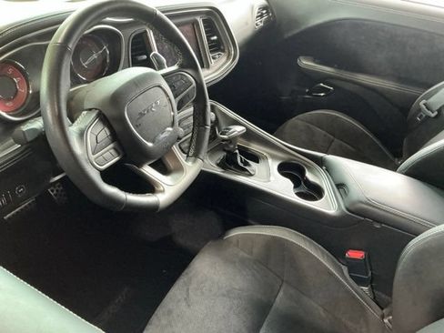 Used 2021 Dodge Challenger SRT Hellcat w/ Plus Package RWD image 9