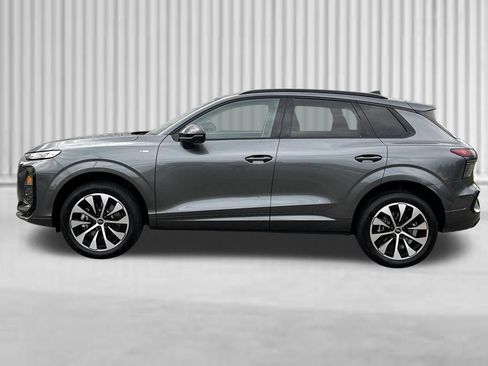New 2026 Audi Q3 quattro 2.0T AWD/4WD image 2
