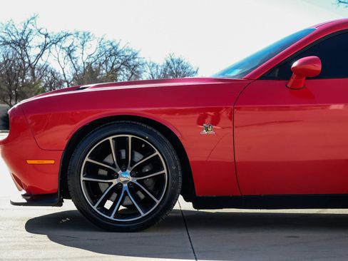 Used 2016 Dodge Challenger R/T Scat Pack image 12
